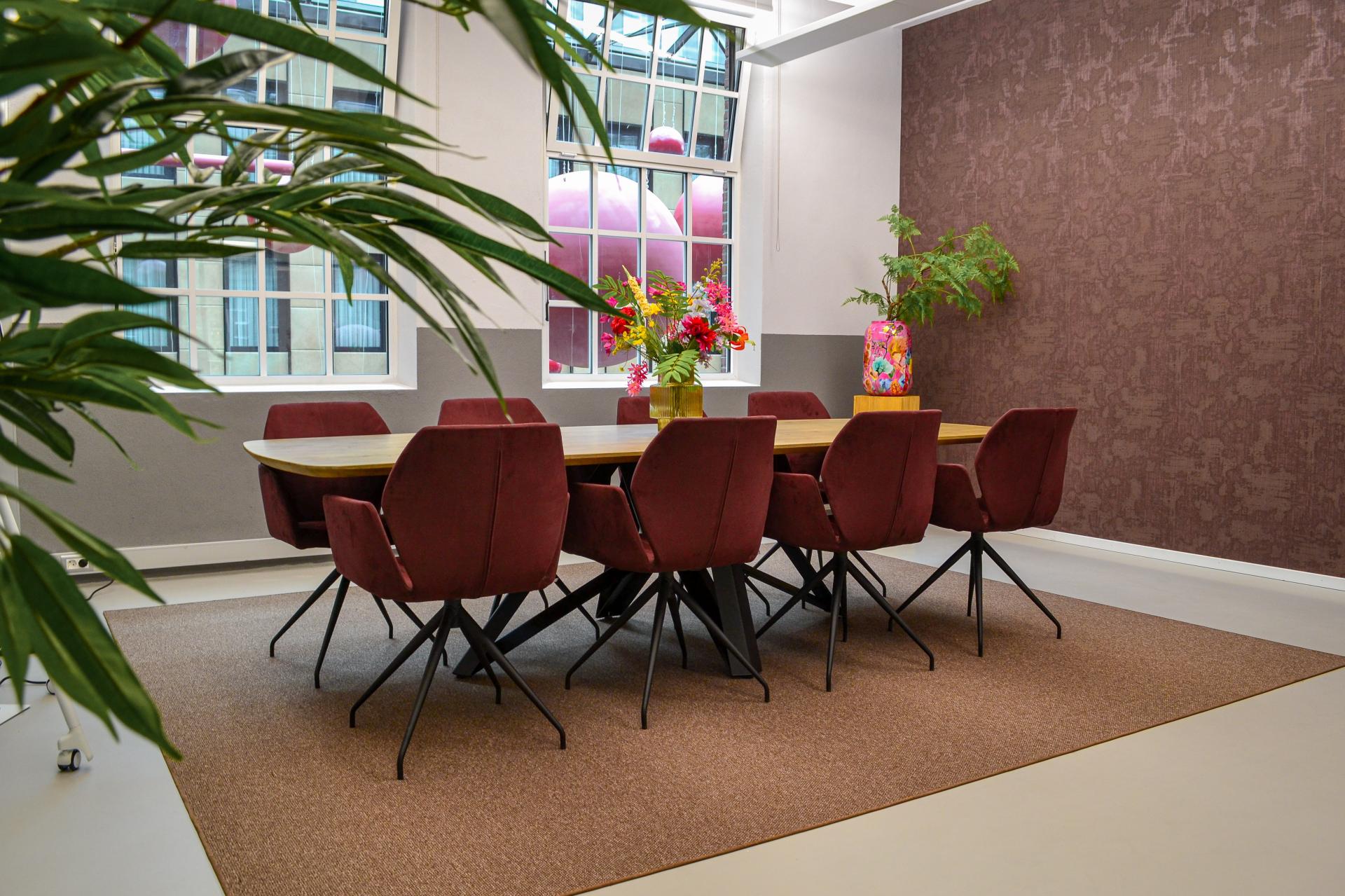 Het kantoor van Massage.nl biedt een fijne afwisseling tussen ontspanning en productiviteit. Klik hier voor meer foto's en info!