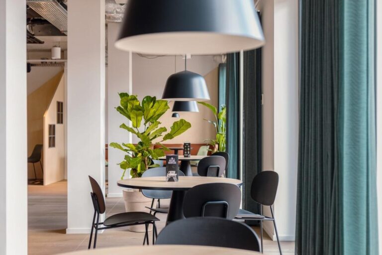 vervoort-hospitality-furniture