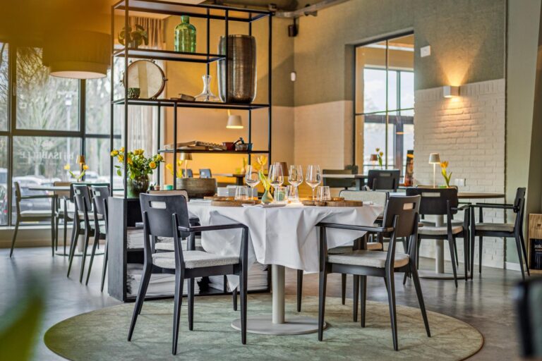 vervoort-restaurant-meubilair